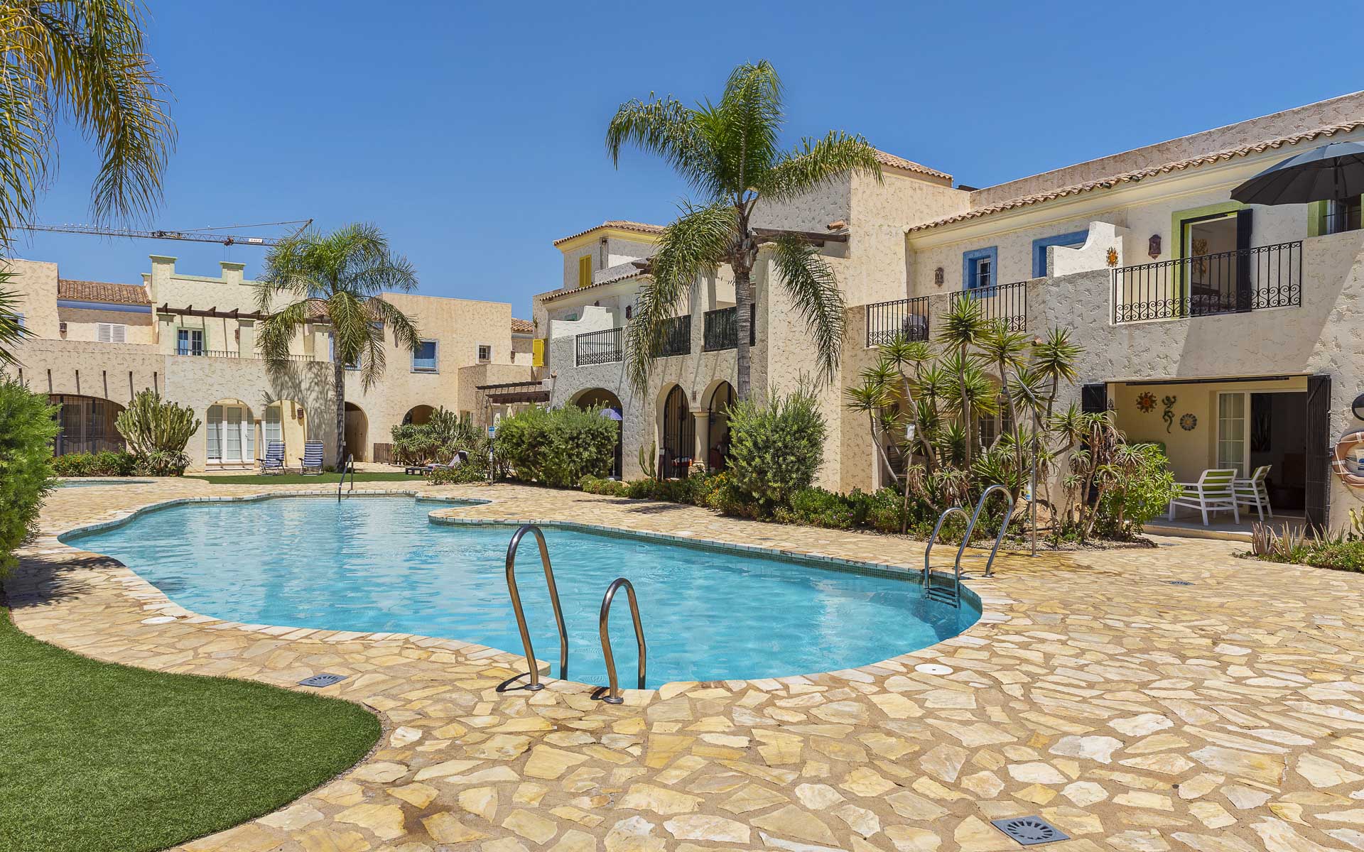 Vera Playa Holiday Apartment pool